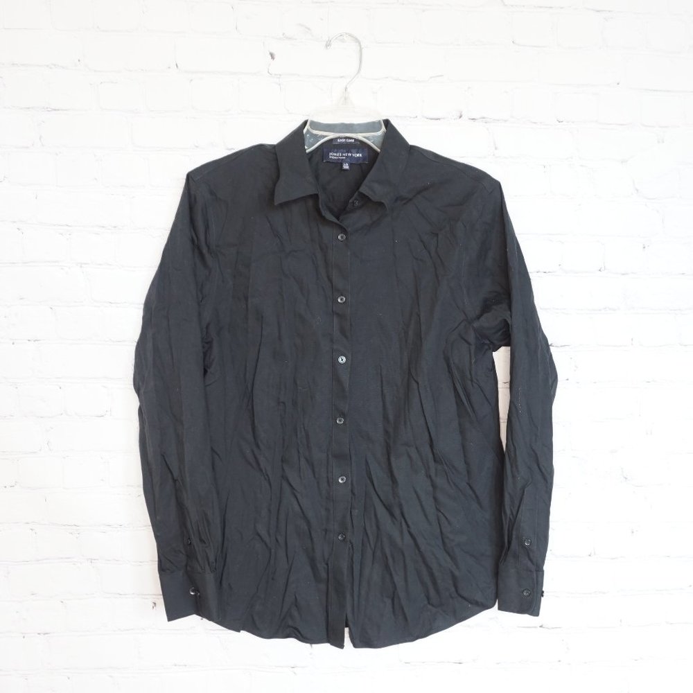 Black Jones New York Long Sleeve Button Down